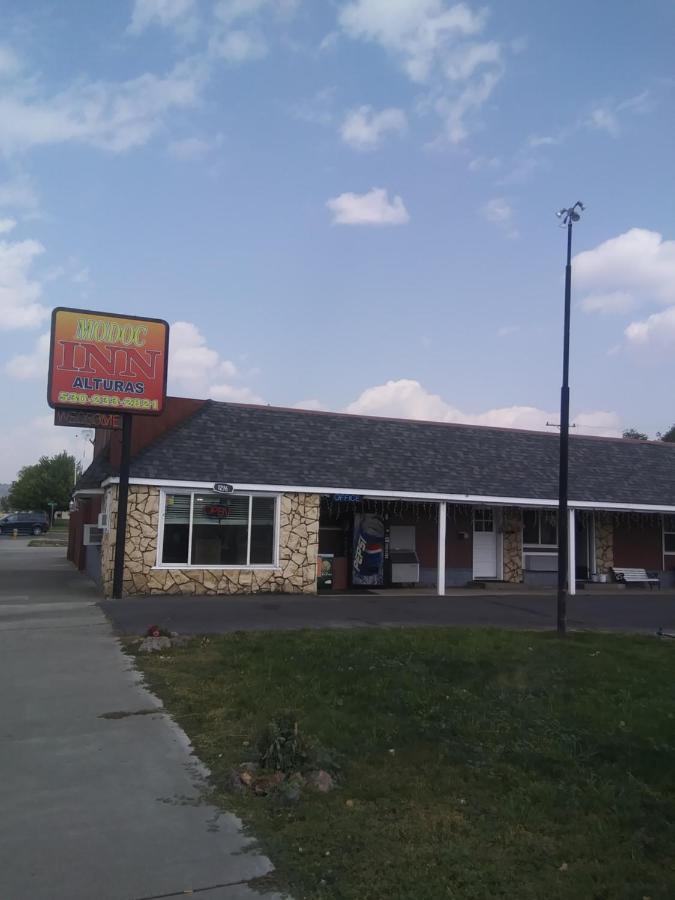Modoc Inn Alturas Esterno foto