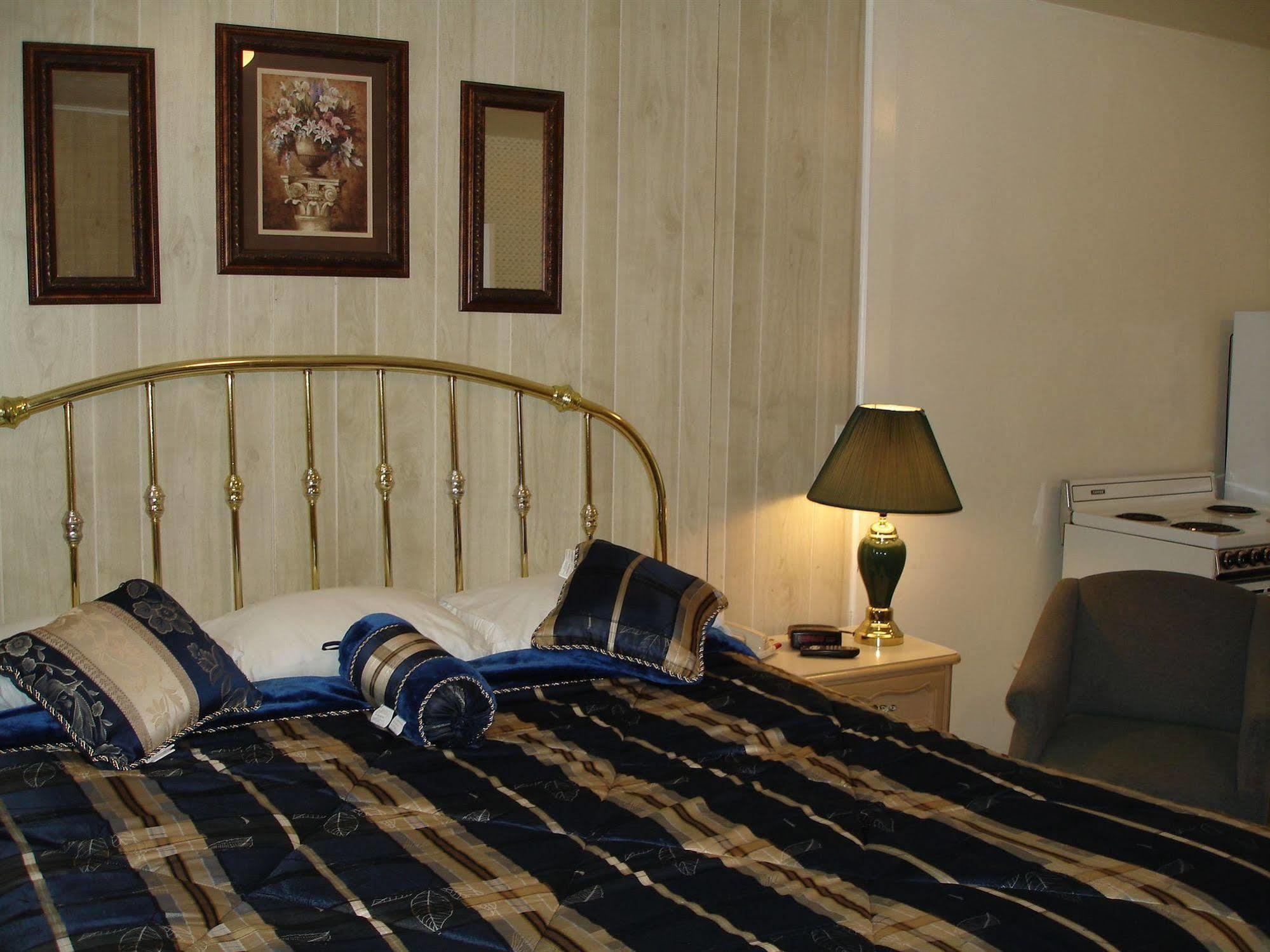 Modoc Inn Alturas Esterno foto
